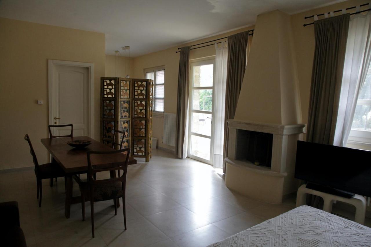 Villa Urso Bed&Breakfast Монтерони-ди-Лечче Экстерьер фото