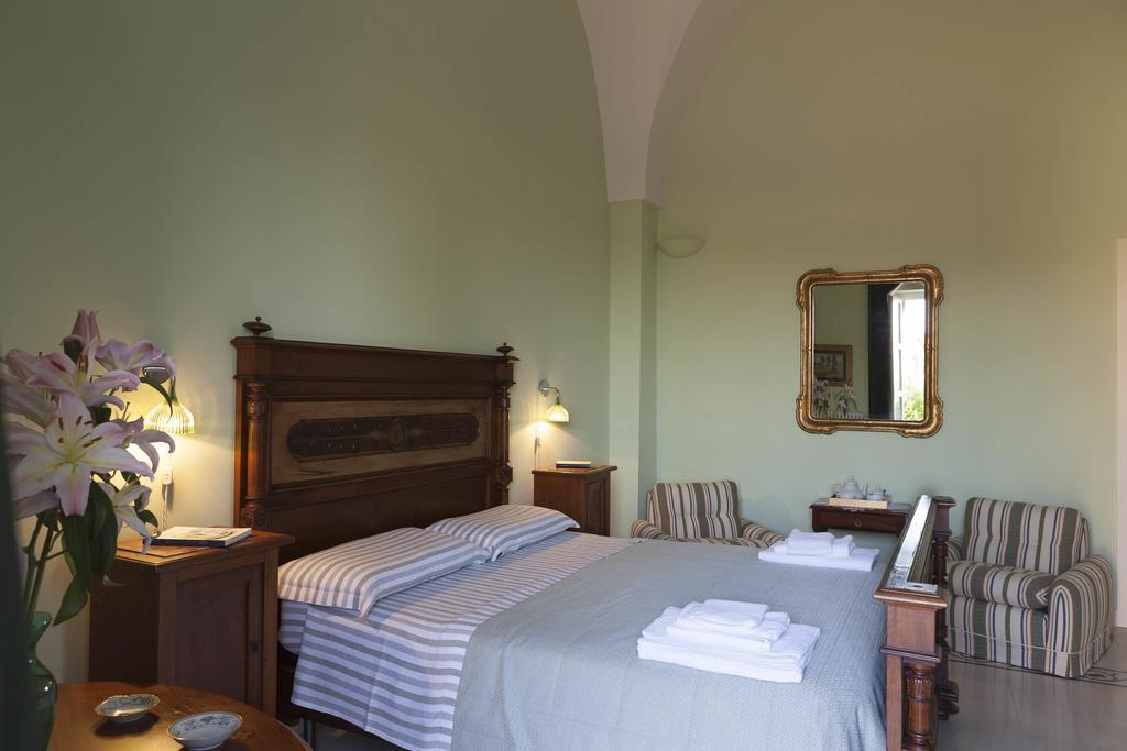 Villa Urso Bed&Breakfast Монтерони-ди-Лечче Экстерьер фото